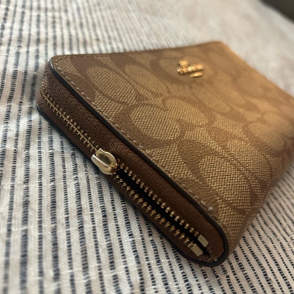 Coach wallet - Picture 2 of 3